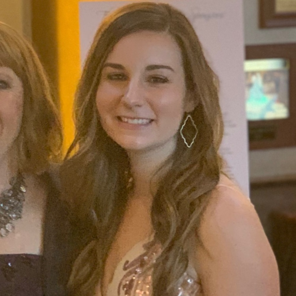 Meet your Posher, Rebecca